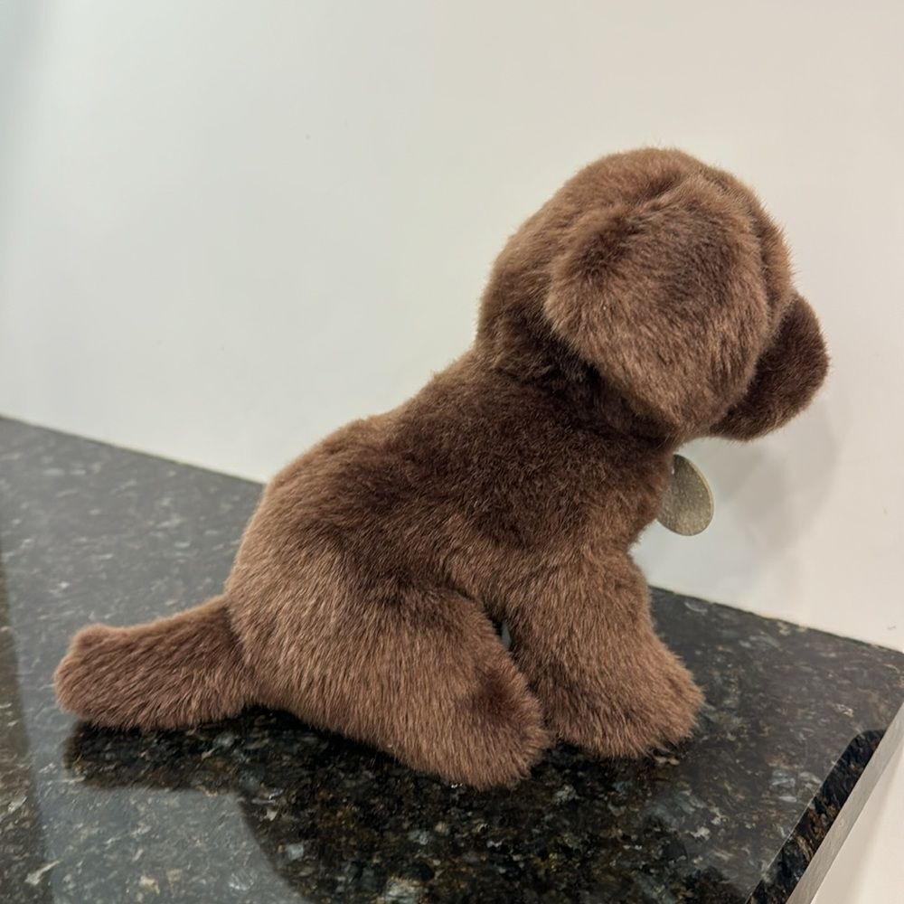 MIYONI TOTS CHOCOLATE LAB PLUSH PUPPY DOG AURORA 9” WITH NECK TAG BROWN TOY - Picture 5 of 9
